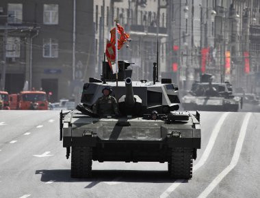 Σύγκριση: To ρωσικό T-14 Armata vs του ΝΑΤΟϊκού Leopard 2 - Πώς διαμορφώνεται το μελλοντικό πεδίο μάχης (βίντεο)